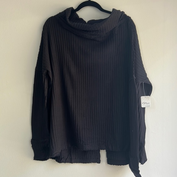 NWT Free People Juicy Long Sleeve Open Back Top Black Medium - Picture 3 of 9